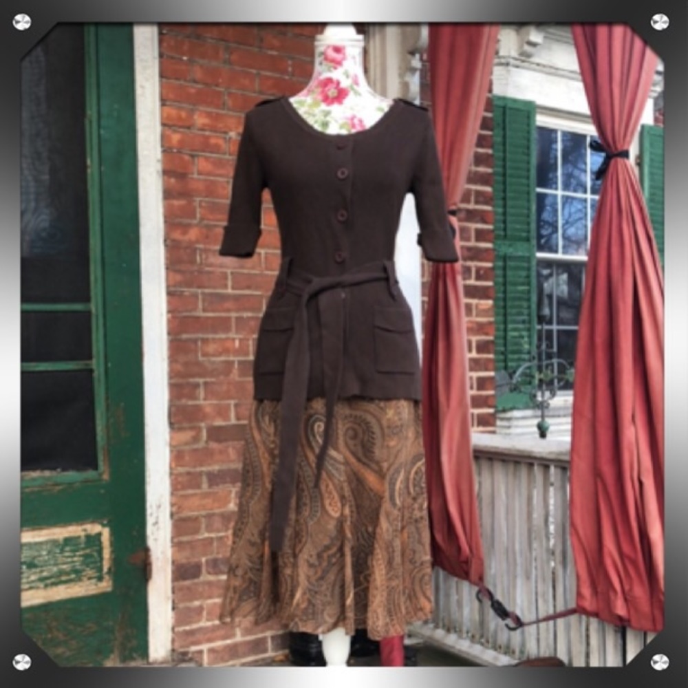Moda International Sweater - Picture 2 of 8